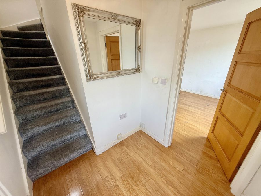 2A Thiepval Avenue