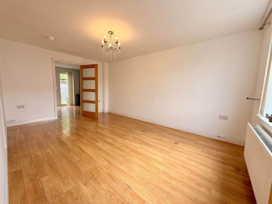 2A Thiepval Avenue