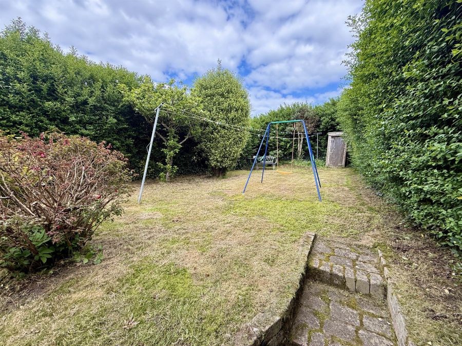 14 Gibson Park Gardens