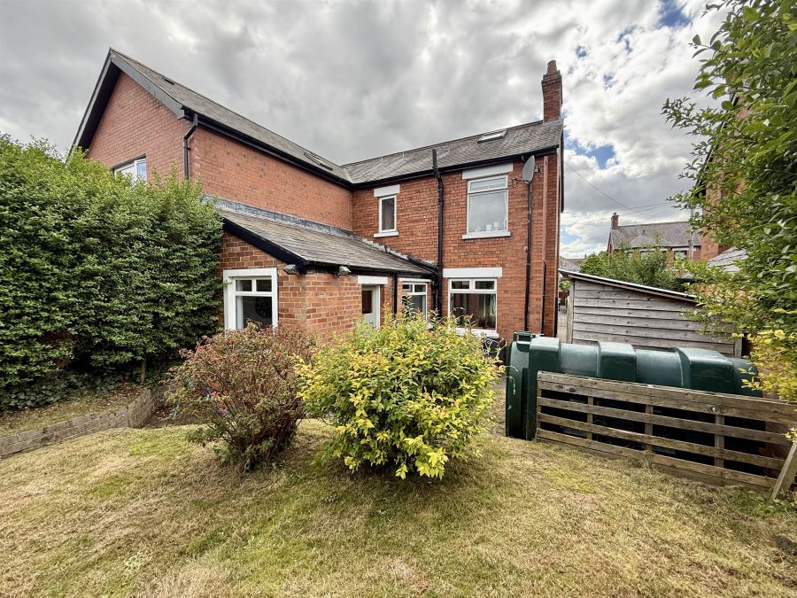 14 Gibson Park Gardens