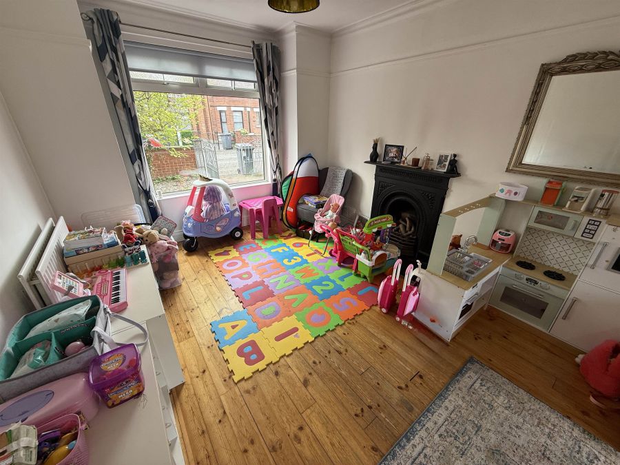 14 Gibson Park Gardens