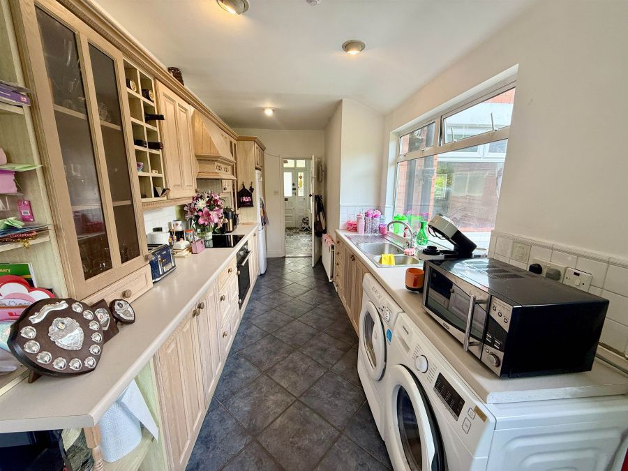 14 Gibson Park Gardens