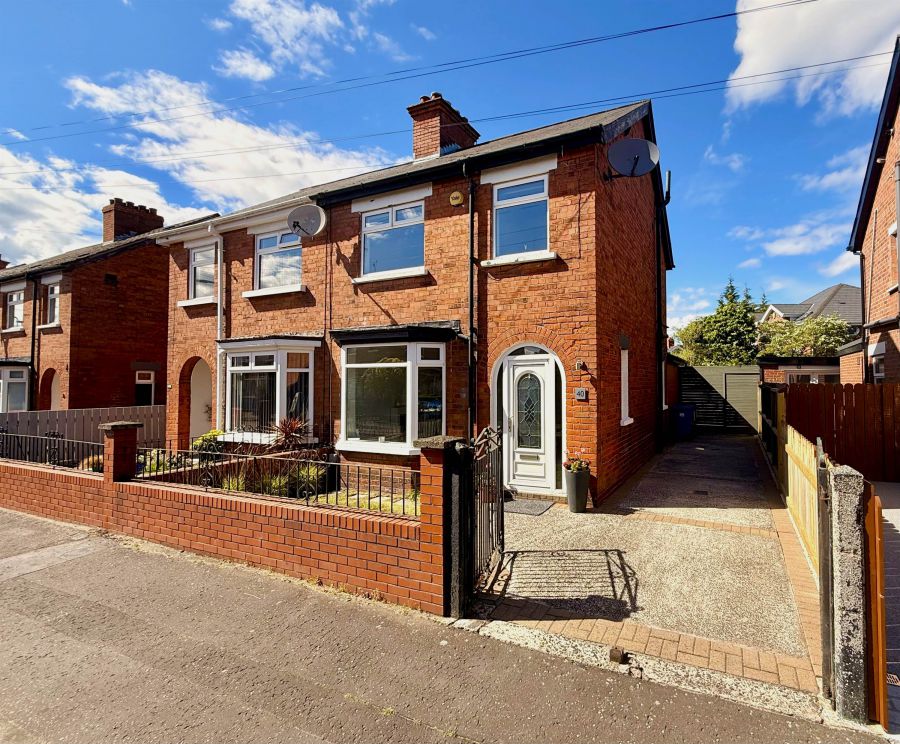 40 Loopland Drive, Cregagh, Belfast, BT6 9DX