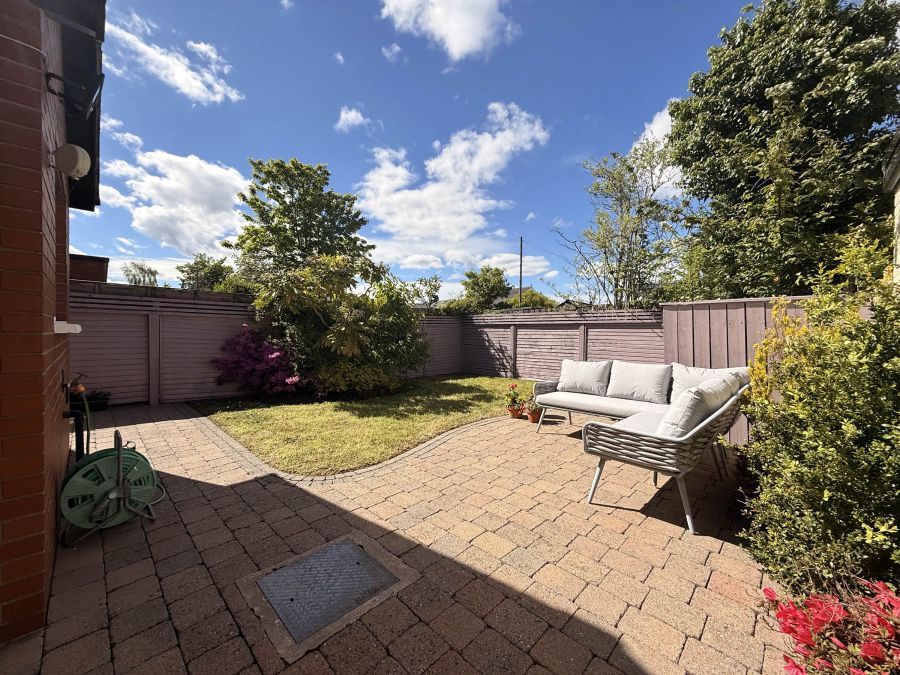 40 Loopland Drive