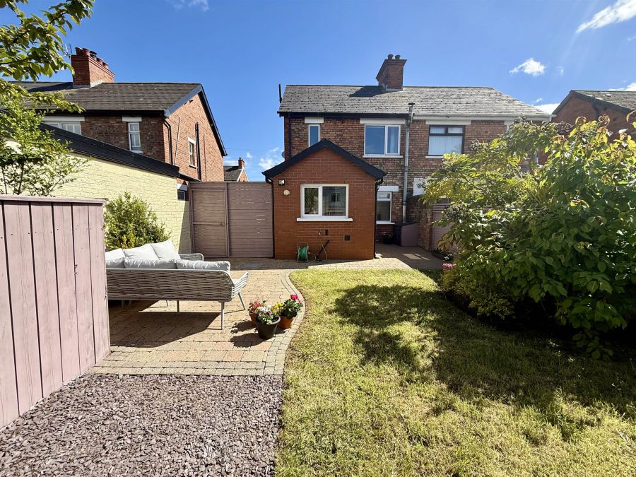 40 Loopland Drive