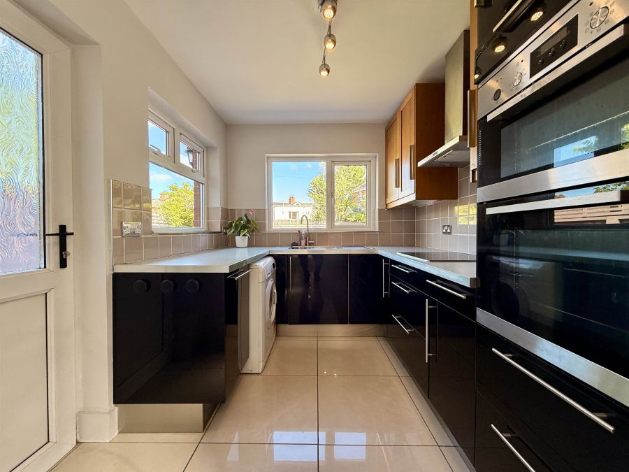 40 Loopland Drive