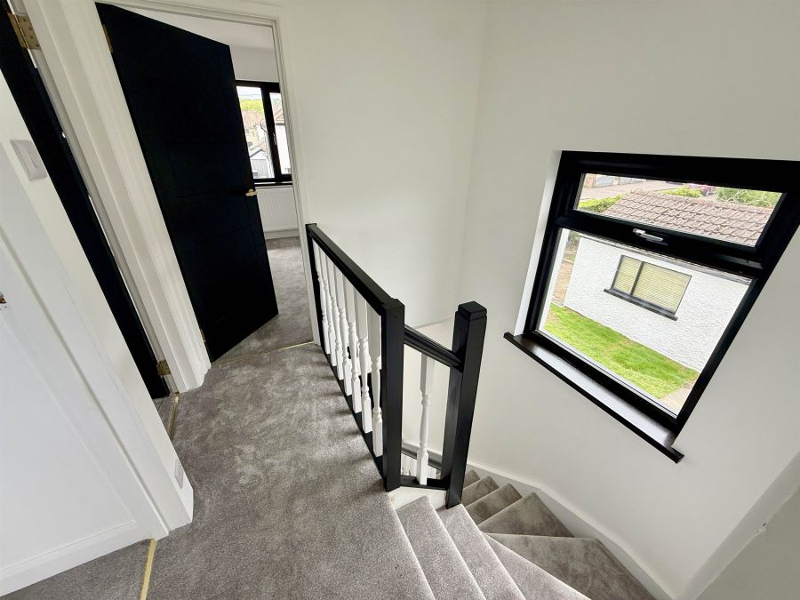 47 Stirling Gardens