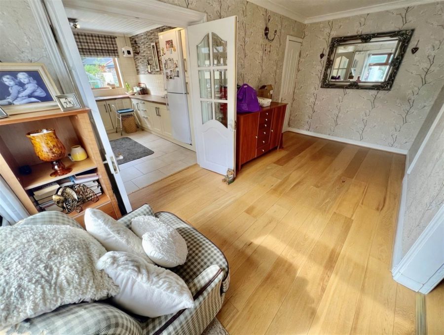 24 Earl Haig Park