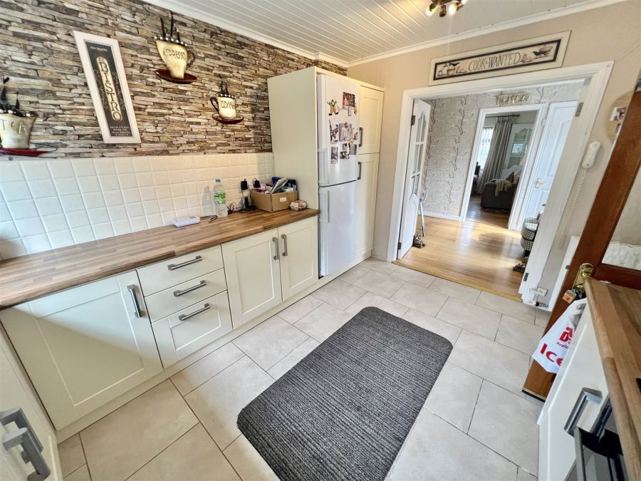24 Earl Haig Park