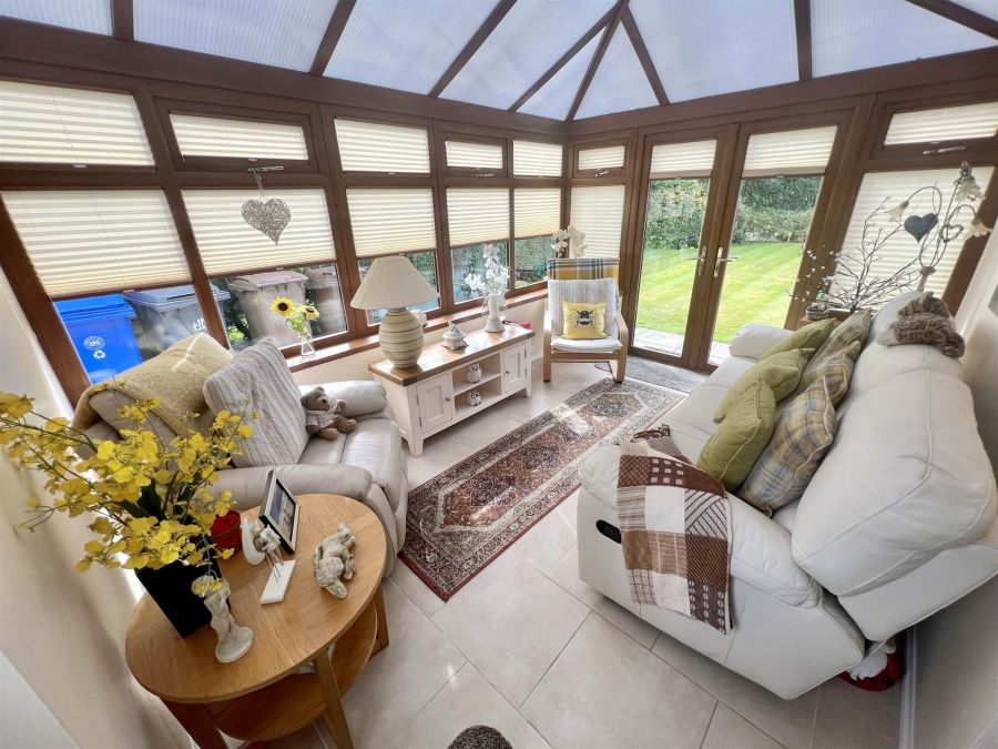 24 Earl Haig Park