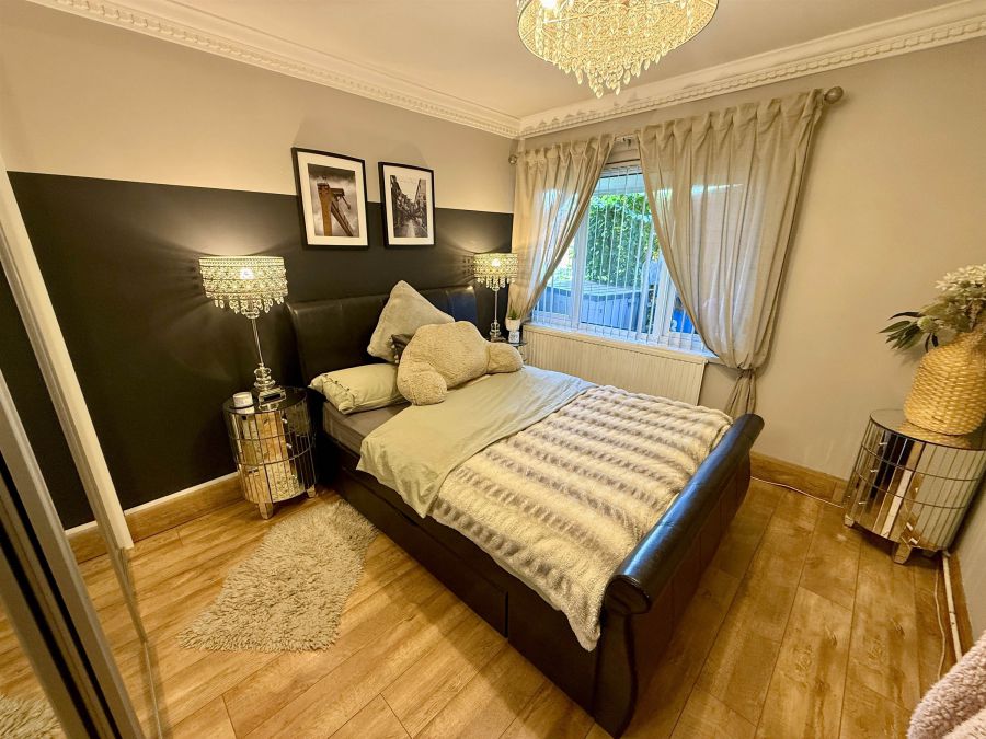3 Braeside Grove