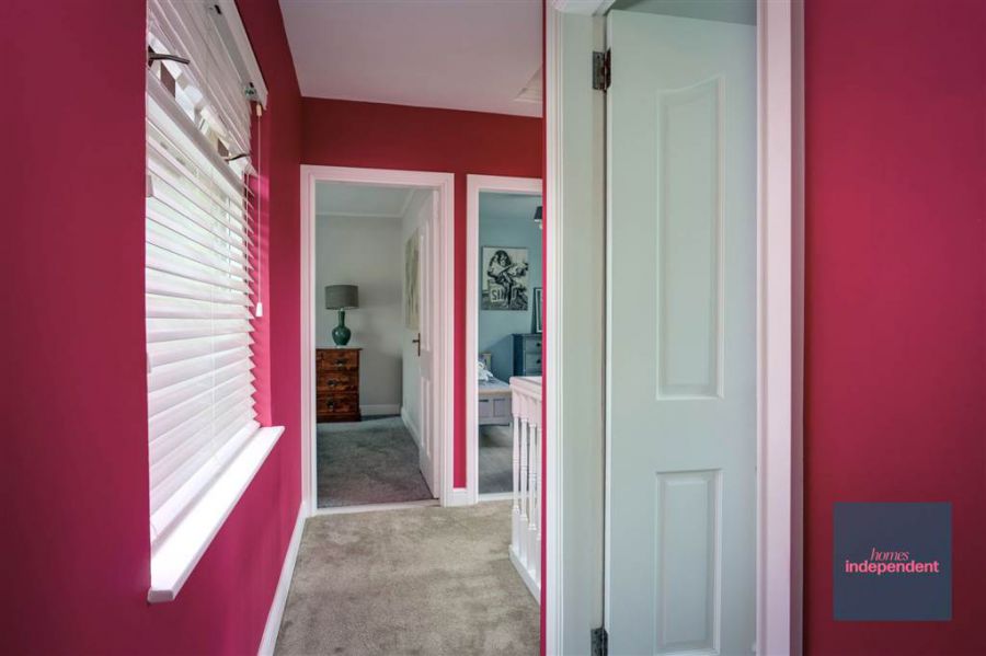 15 Brigadie Gardens