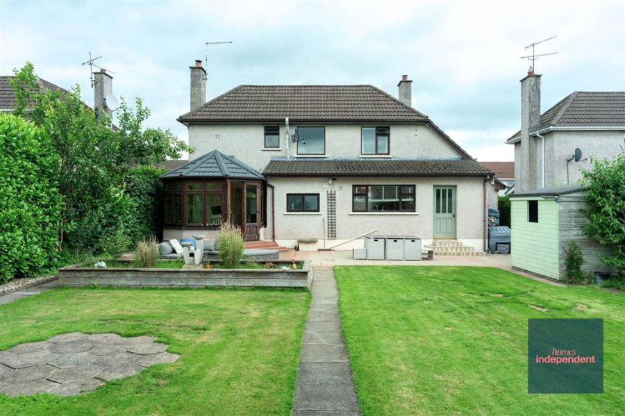 15 Brigadie Gardens