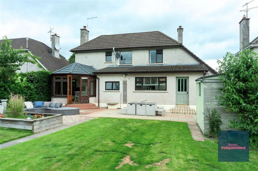 15 Brigadie Gardens