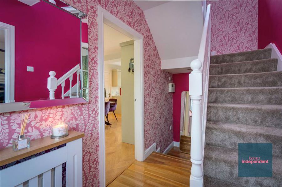15 Brigadie Gardens