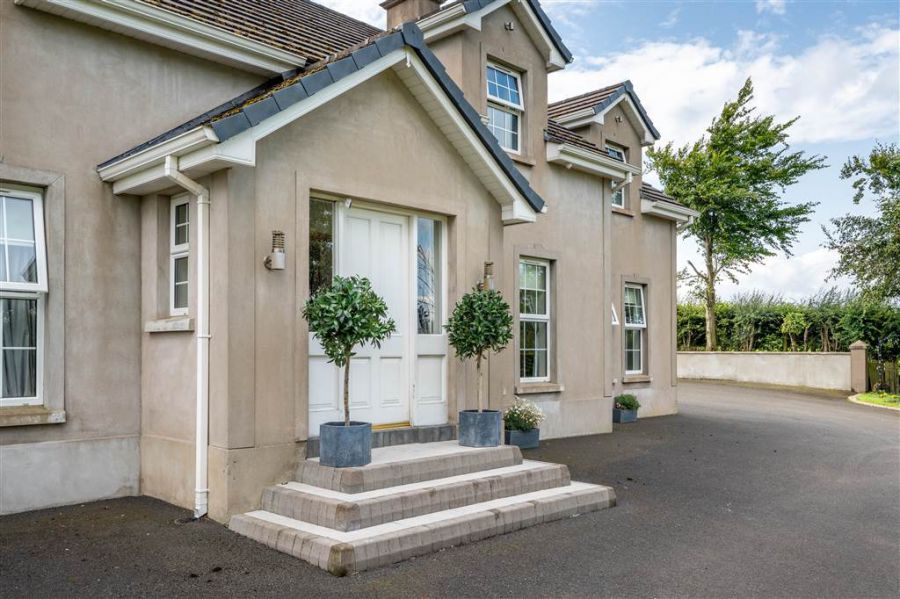 27 Lisnahilt Road