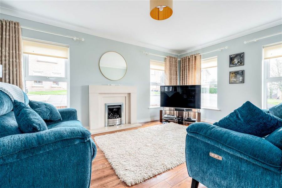 9 Knowehead Hill