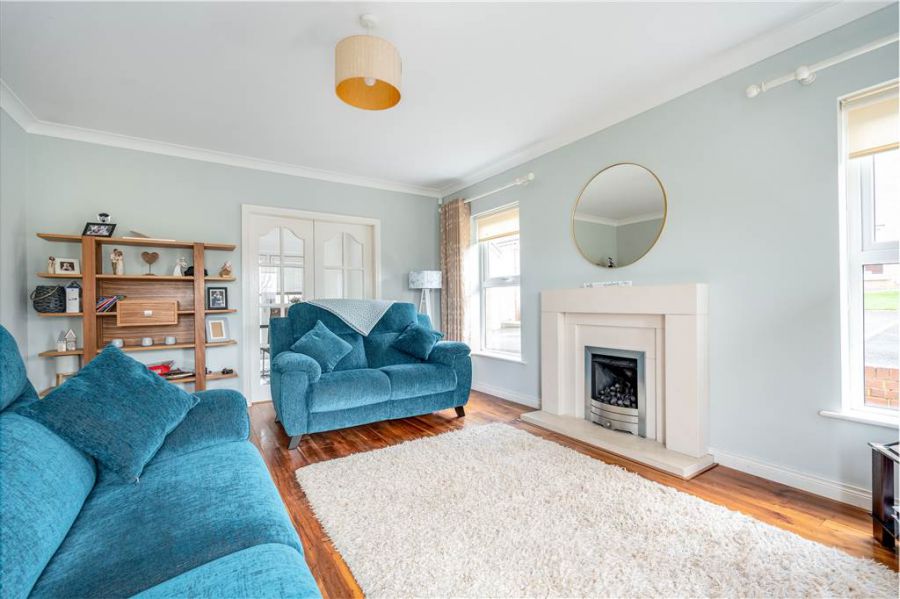 9 Knowehead Hill