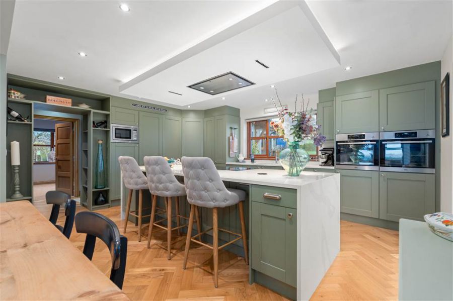 CLEGGAN COTTAGE, 27 Longmore Road