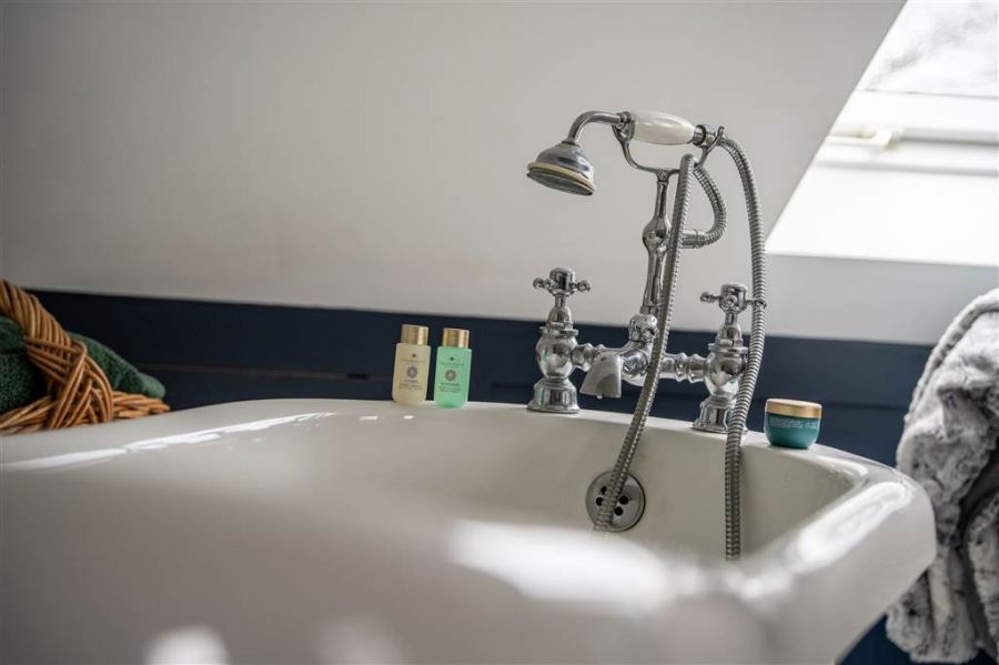 CLEGGAN COTTAGE, 27 Longmore Road