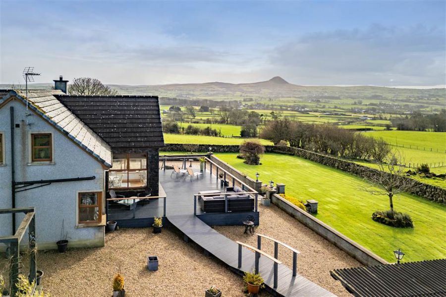 CLEGGAN COTTAGE, 27 Longmore Road