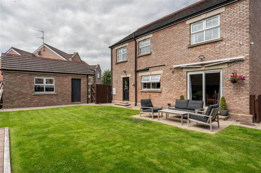 18 Rosses Farm