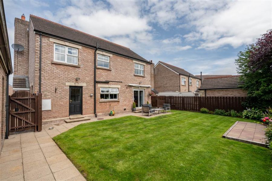 18 Rosses Farm