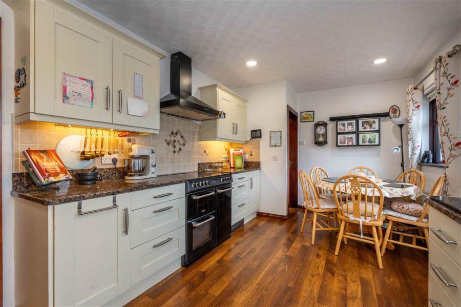 3 Tullyreagh Road