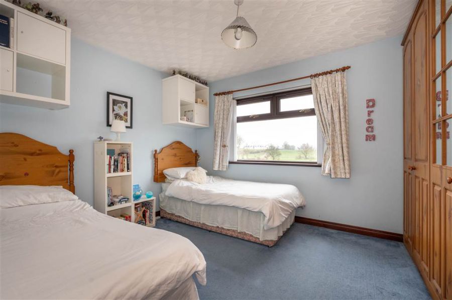3 Tullyreagh Road