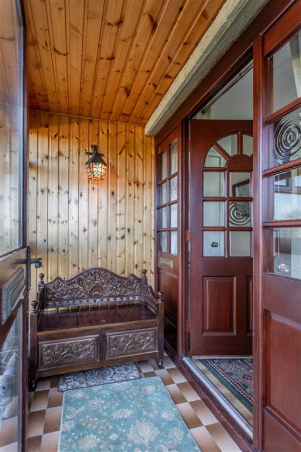 37 Collinwood
