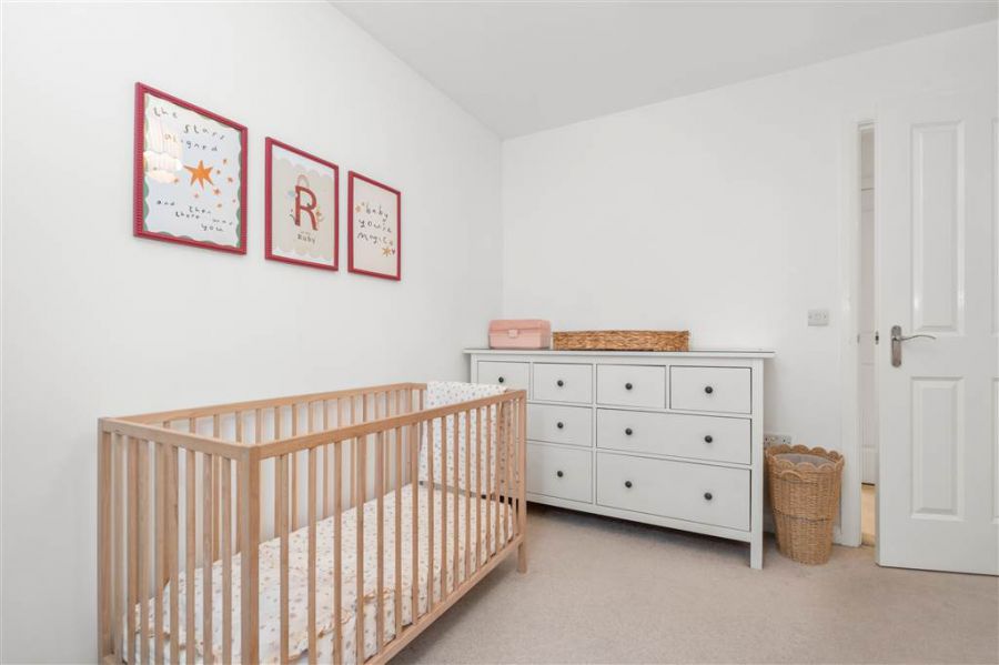 8 Foxton Wood Square