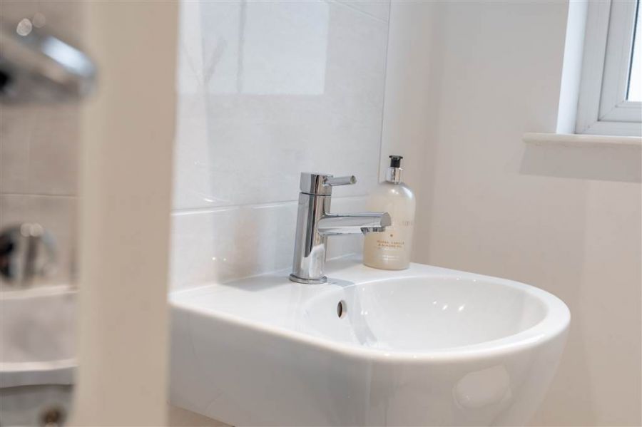 8 Foxton Wood Square