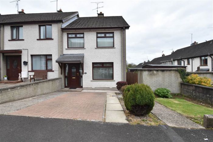 12 Inchcolm Avenue, ballykeel 1, ballymena, BT42 4AF