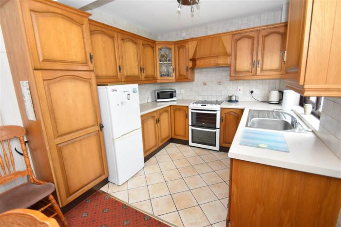 12 Inchcolm Avenue