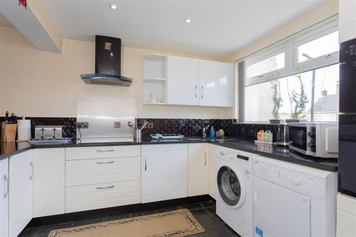 40 Casement Street 40 Casement Street