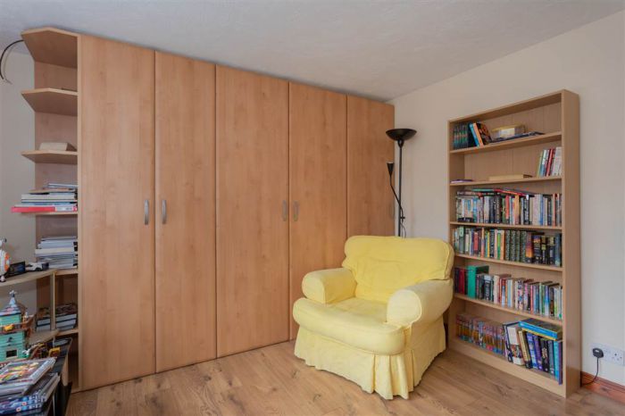 40 Casement Street 40 Casement Street