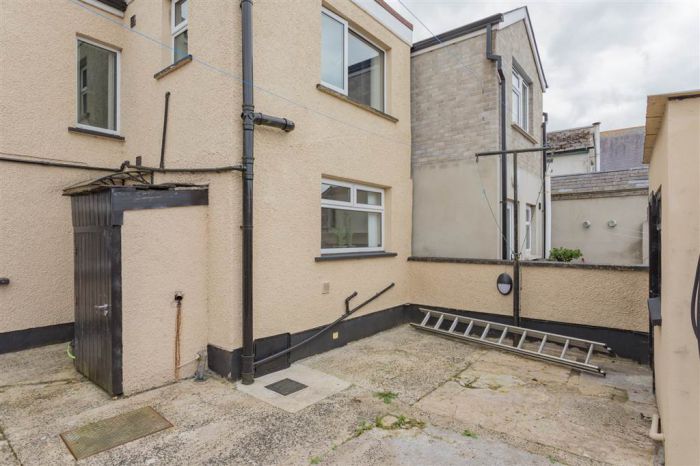 40 Casement Street 40 Casement Street