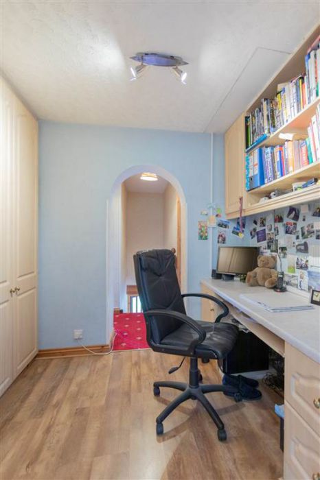 8 Killycowan Road