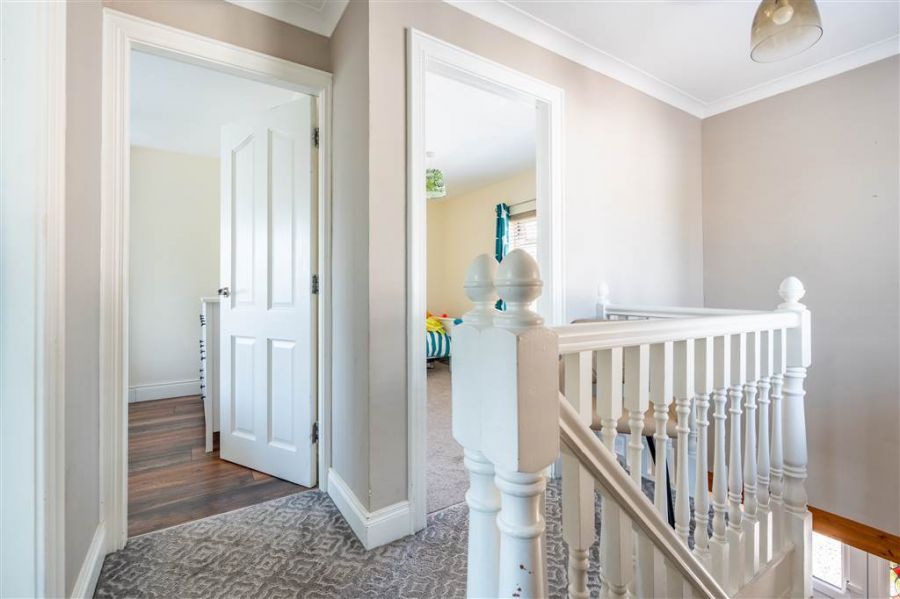 63 Crosshill View