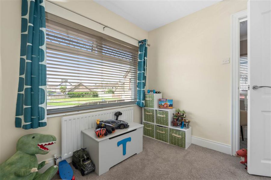63 Crosshill View