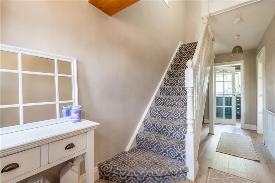 63 Crosshill View