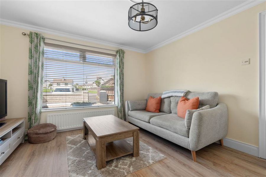 63 Crosshill View