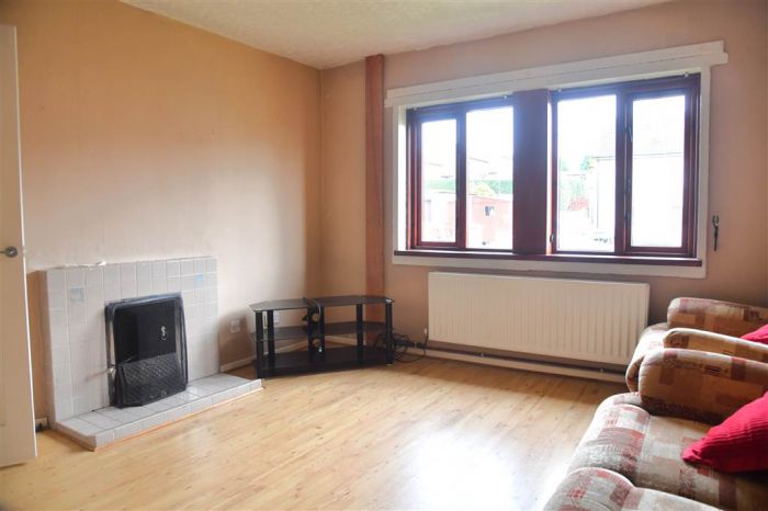 13A Chichester Park East 13A Chichester Park East