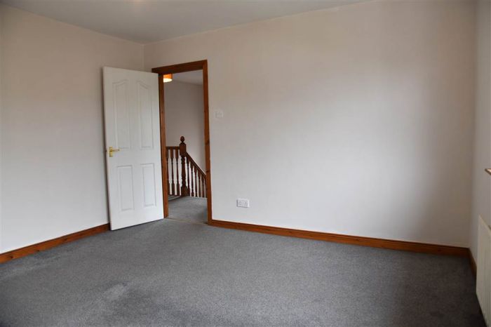 25 Craignamaddy Heights