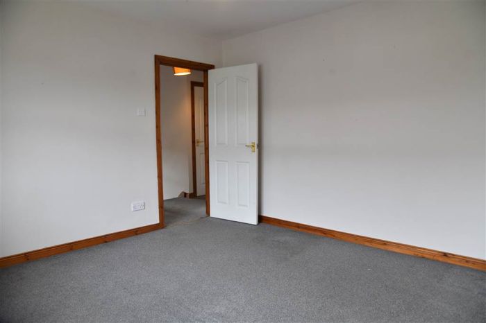 25 Craignamaddy Heights