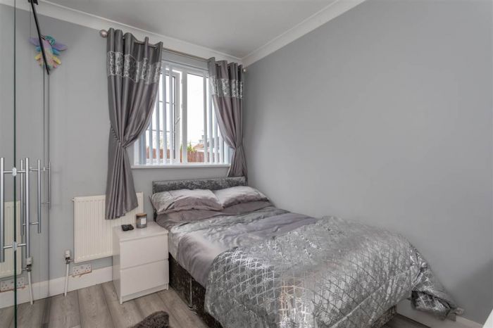 26a Montague Park