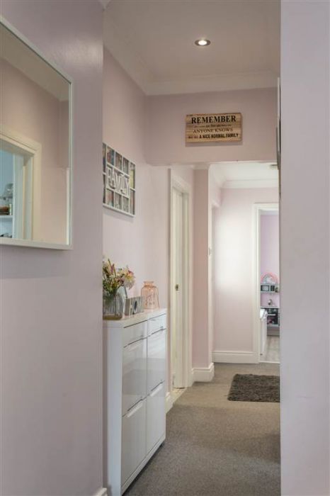 26a Montague Park