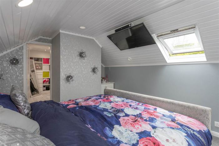 26a Montague Park