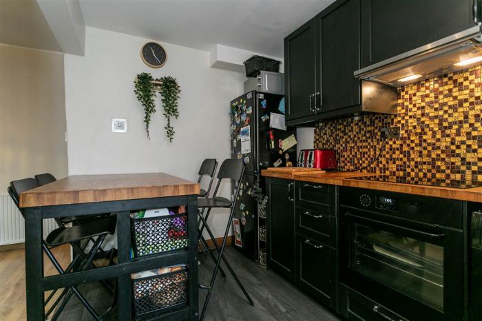 15 Montague Avenue