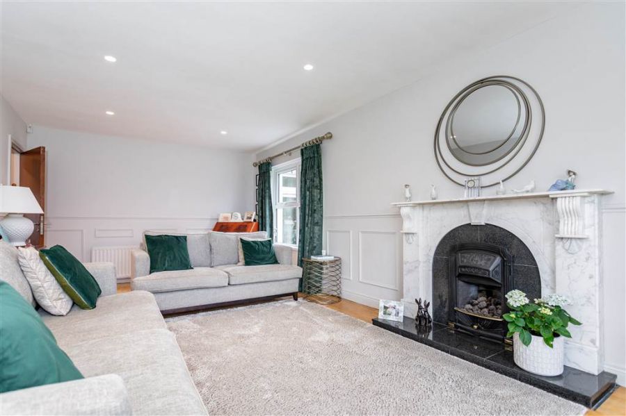 8 Cranfield Road